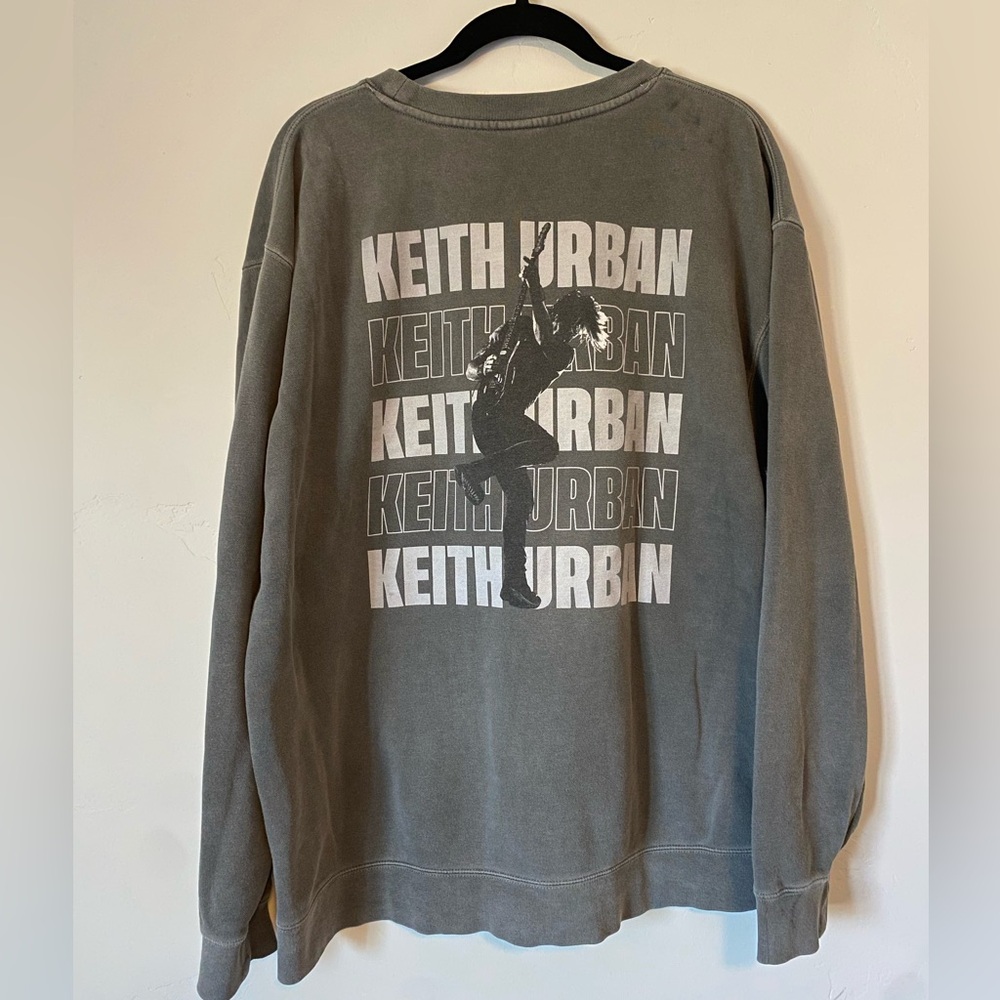 keith urban sweater !!